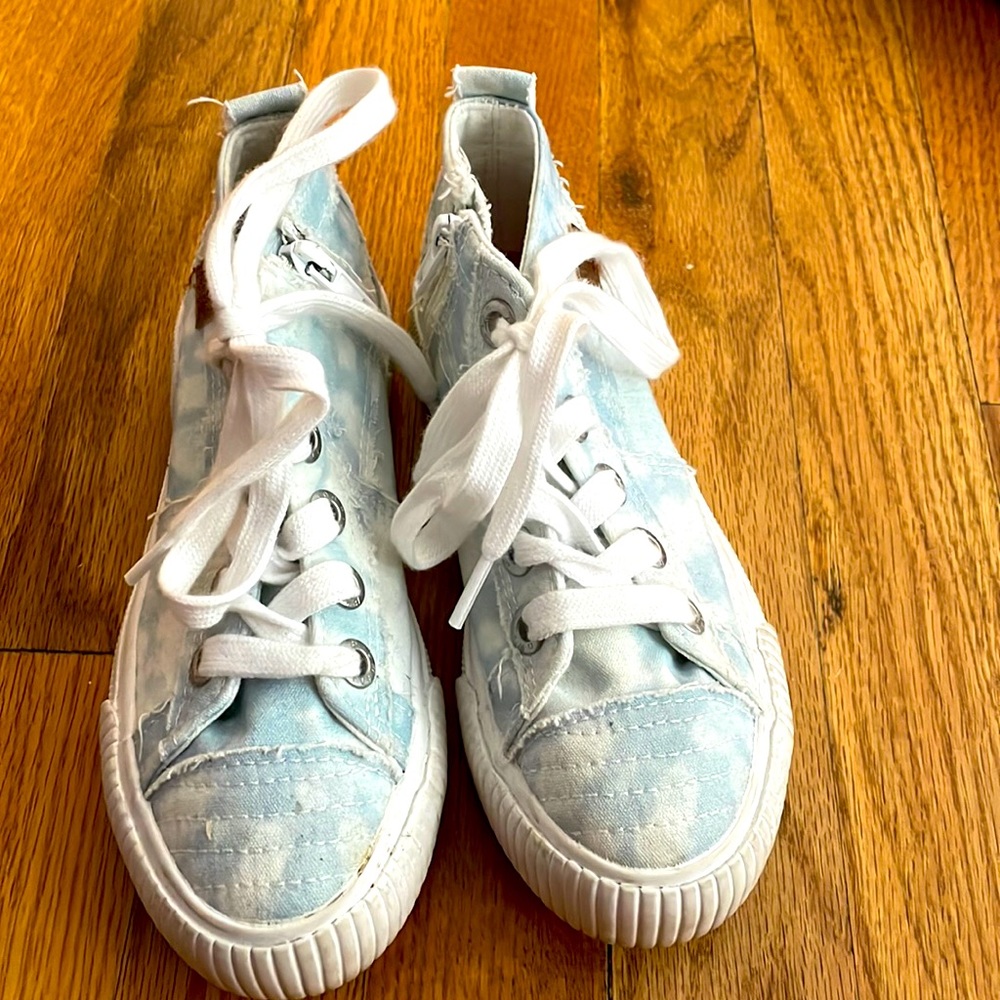Girls blue and white tie dye sneakers